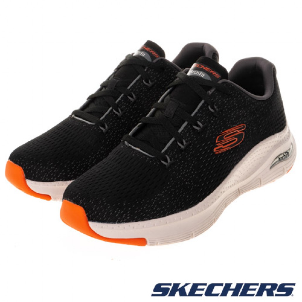 skechers_20230212110852_274340.jpg