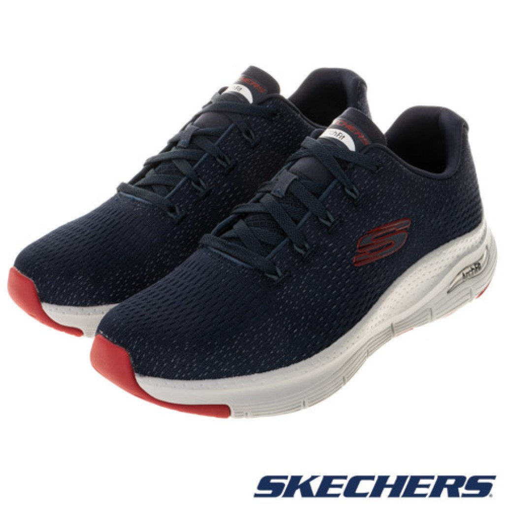 skechers_20230212110853_696003.jpg