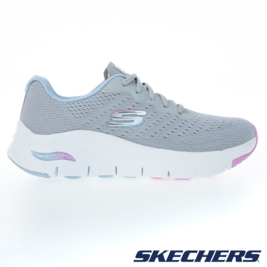 skechers_20230312173218_261445.jpg