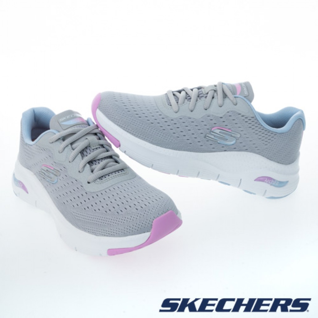 skechers_20230312173219_829705.jpg