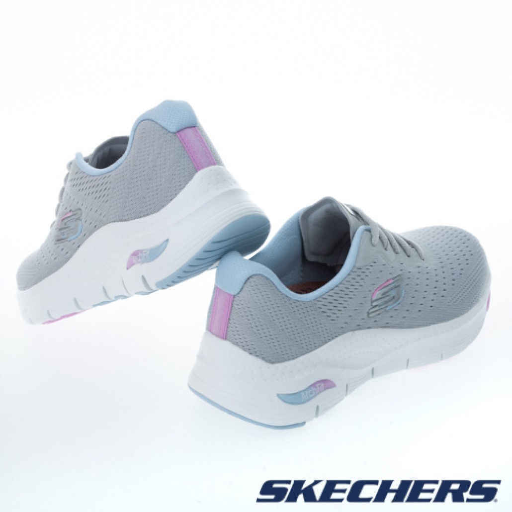 skechers_20230312173220_620966.jpg