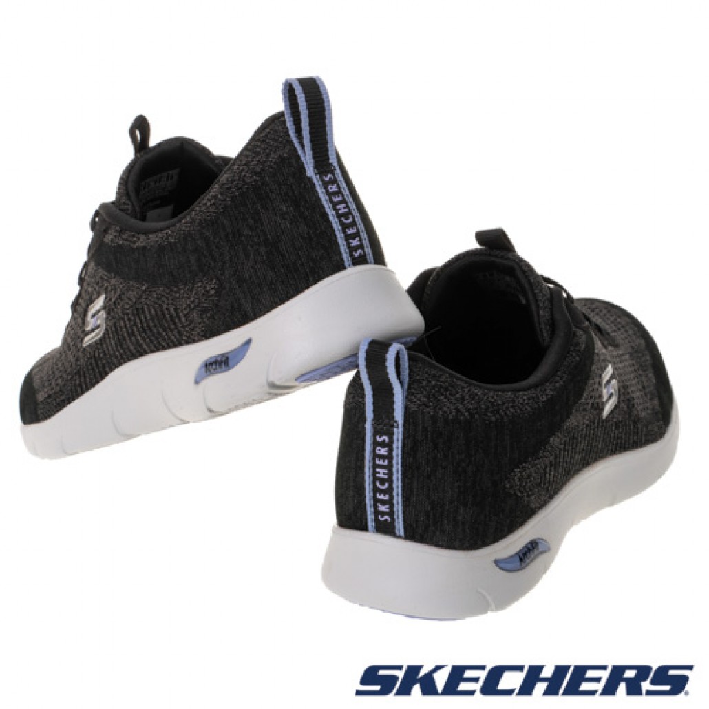 skechers_20230312173241_906992.jpg