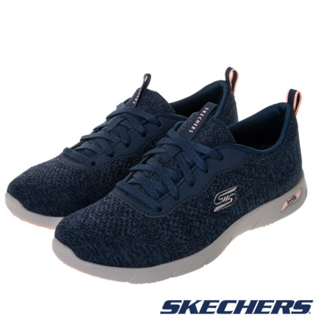 skechers_20230312173243_298525.jpg