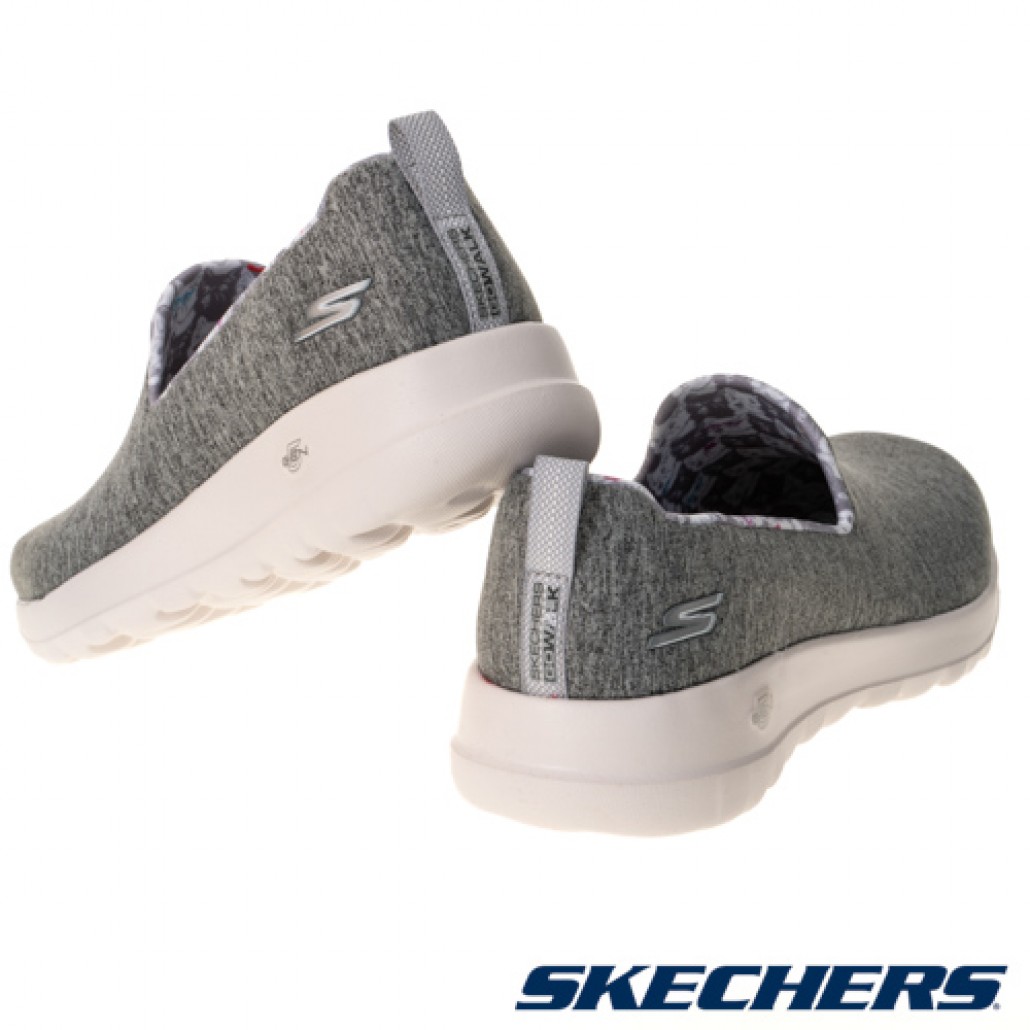 skechers_20230312190638_778027.jpg