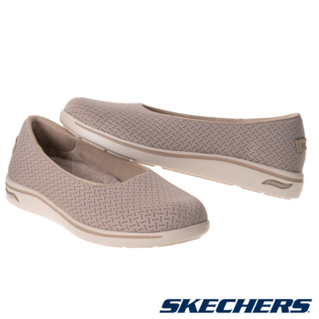 skechers_20230312190645_266487.jpg