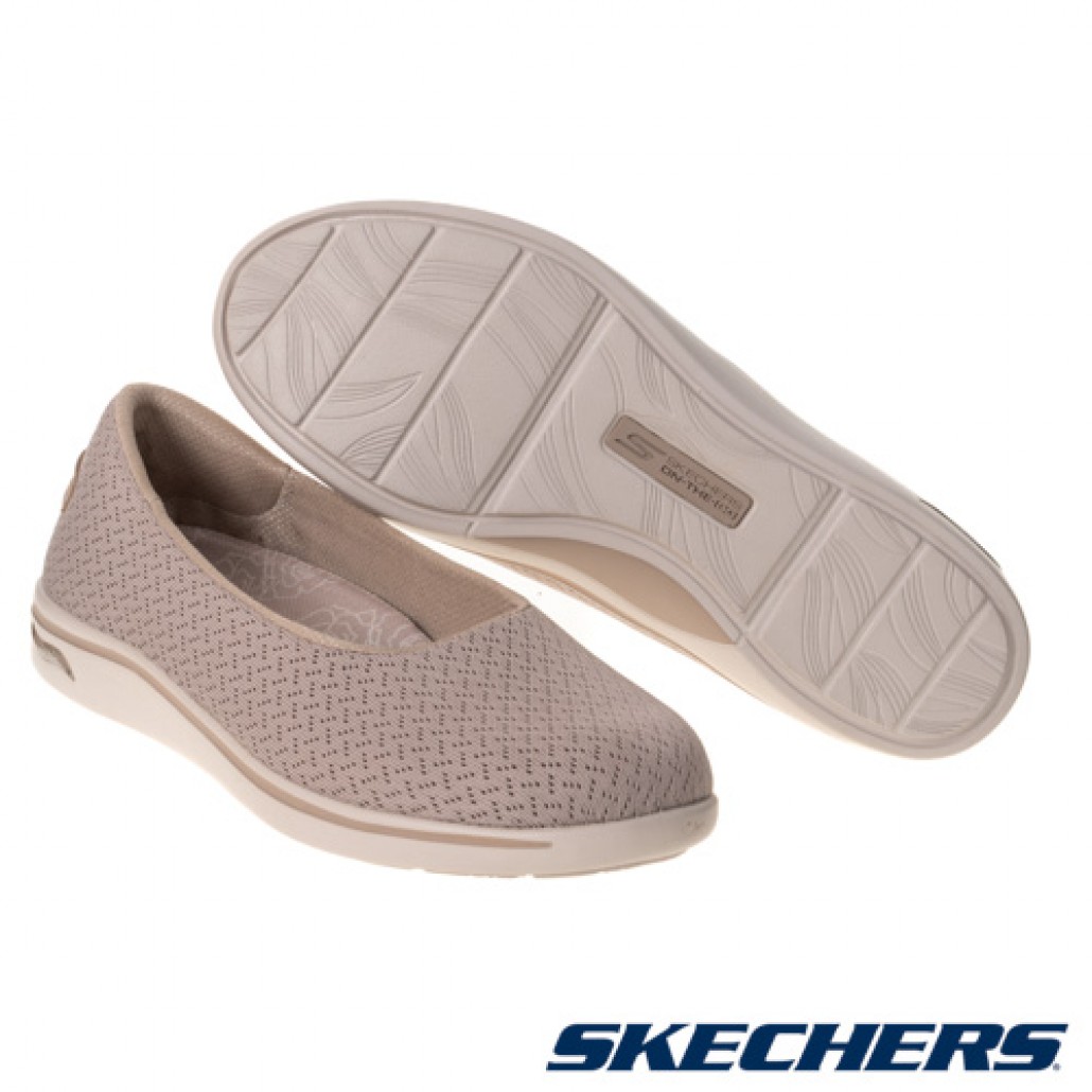 skechers_20230312190645_667024.jpg