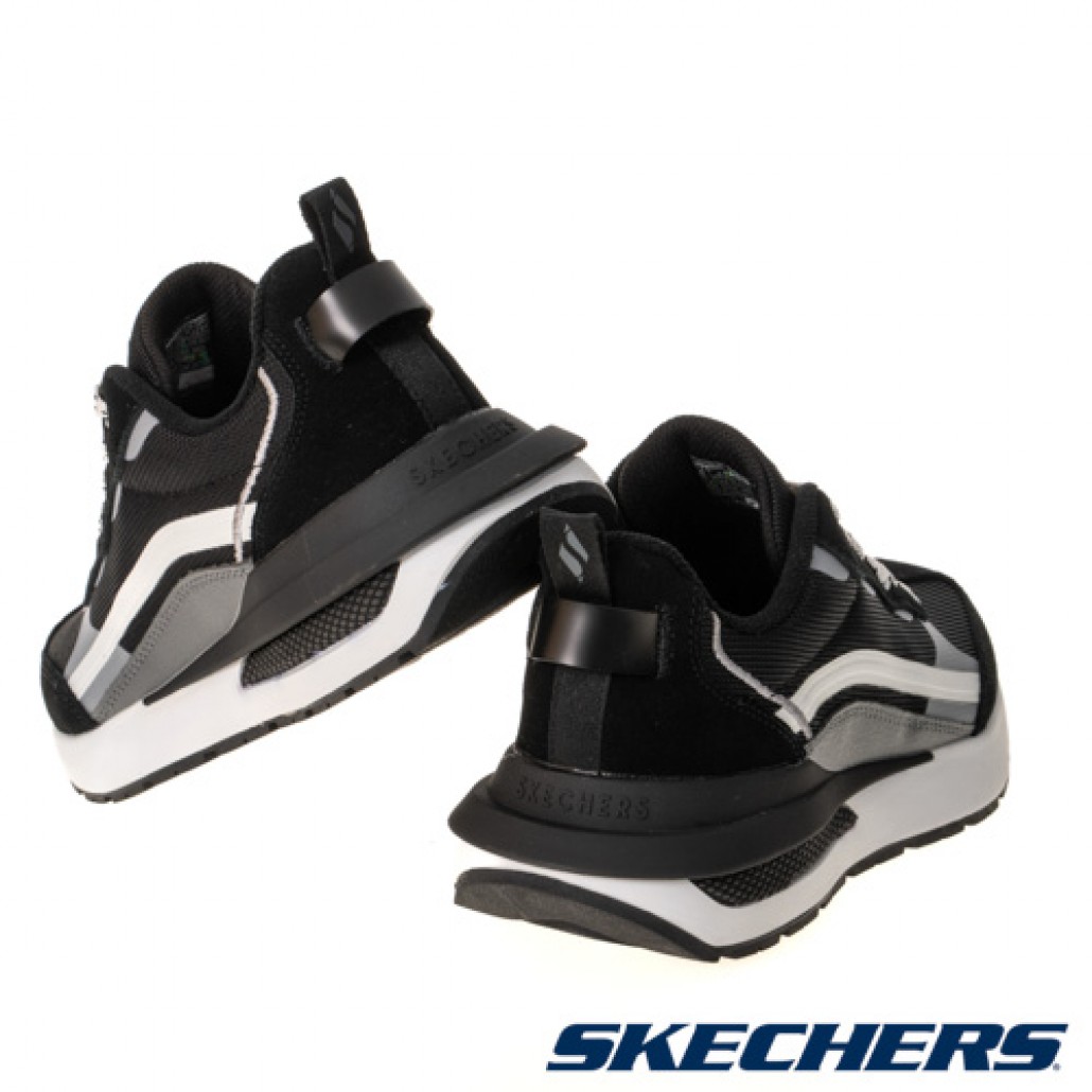 skechers_20230312190648_123513.jpg