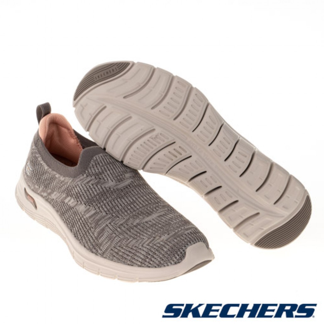 skechers_20230427093635_334658.jpg