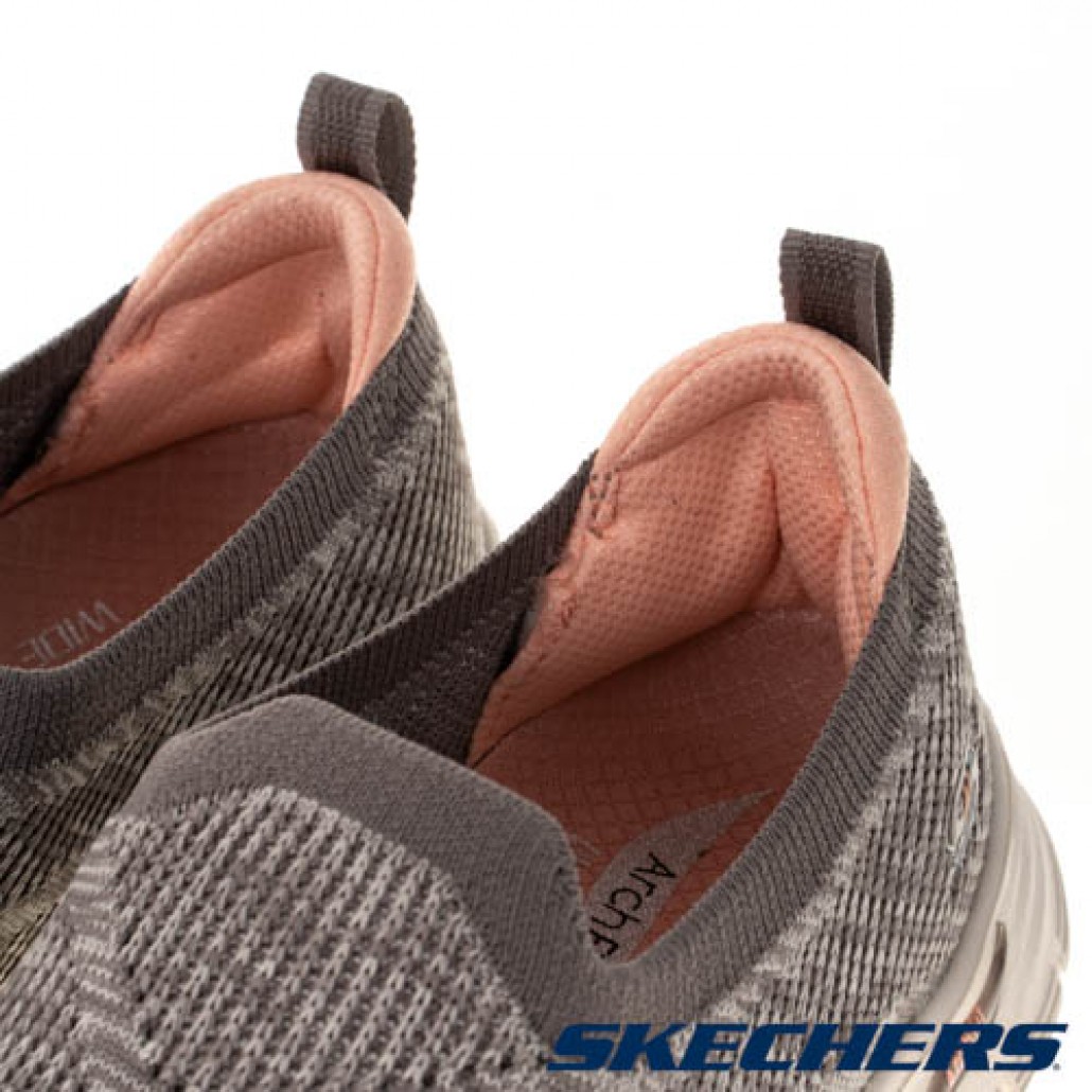 skechers_20230427093636_662358.jpg