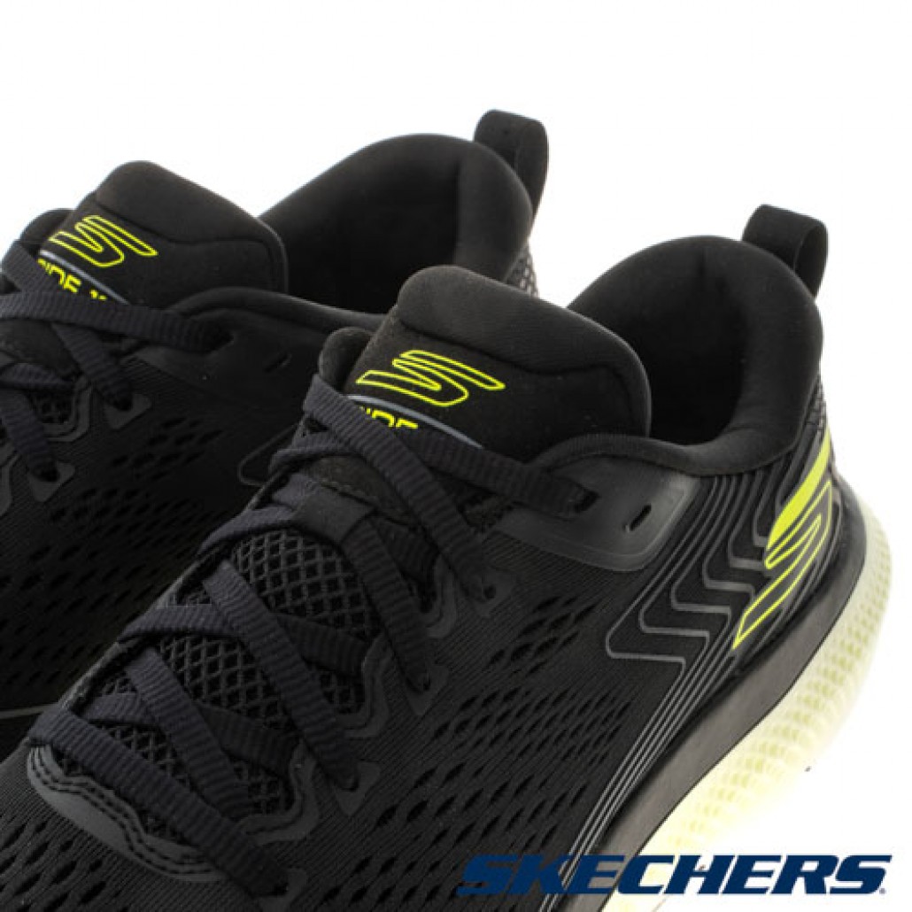 skechers_20230509103917_271086.jpg