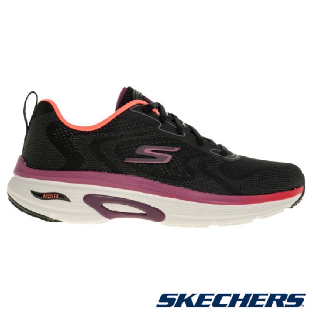 skechers_20230608171552_261098.jpg