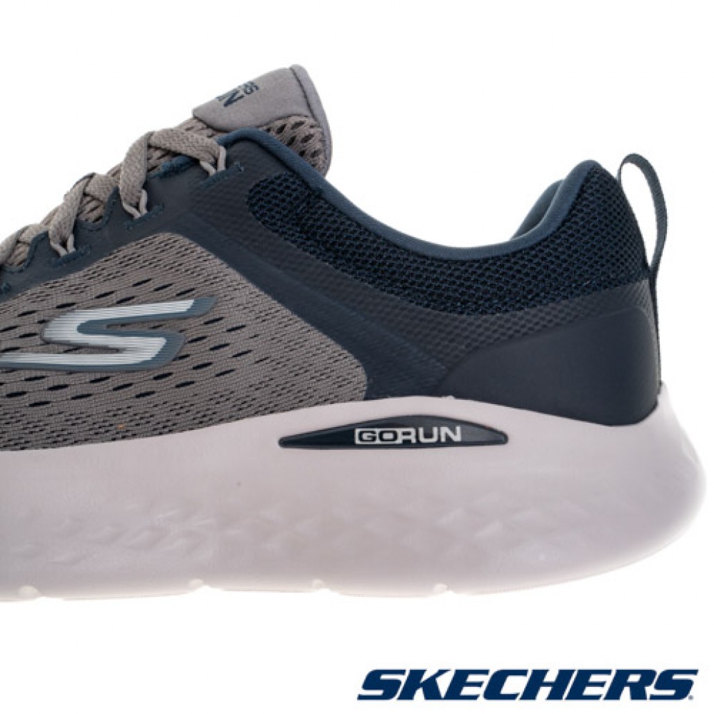 skechers_20230608171609_929248.jpg