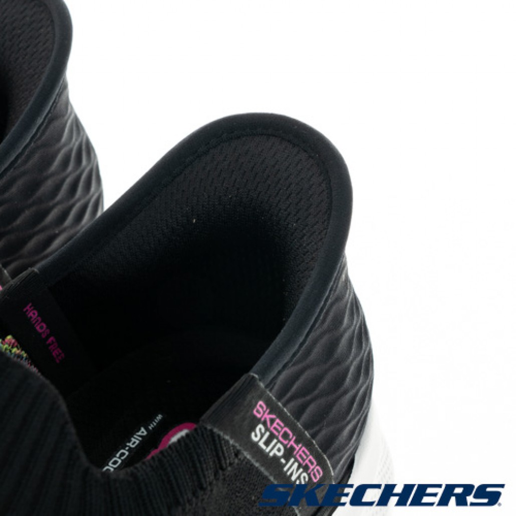 skechers_20230718101726_385606.JPG