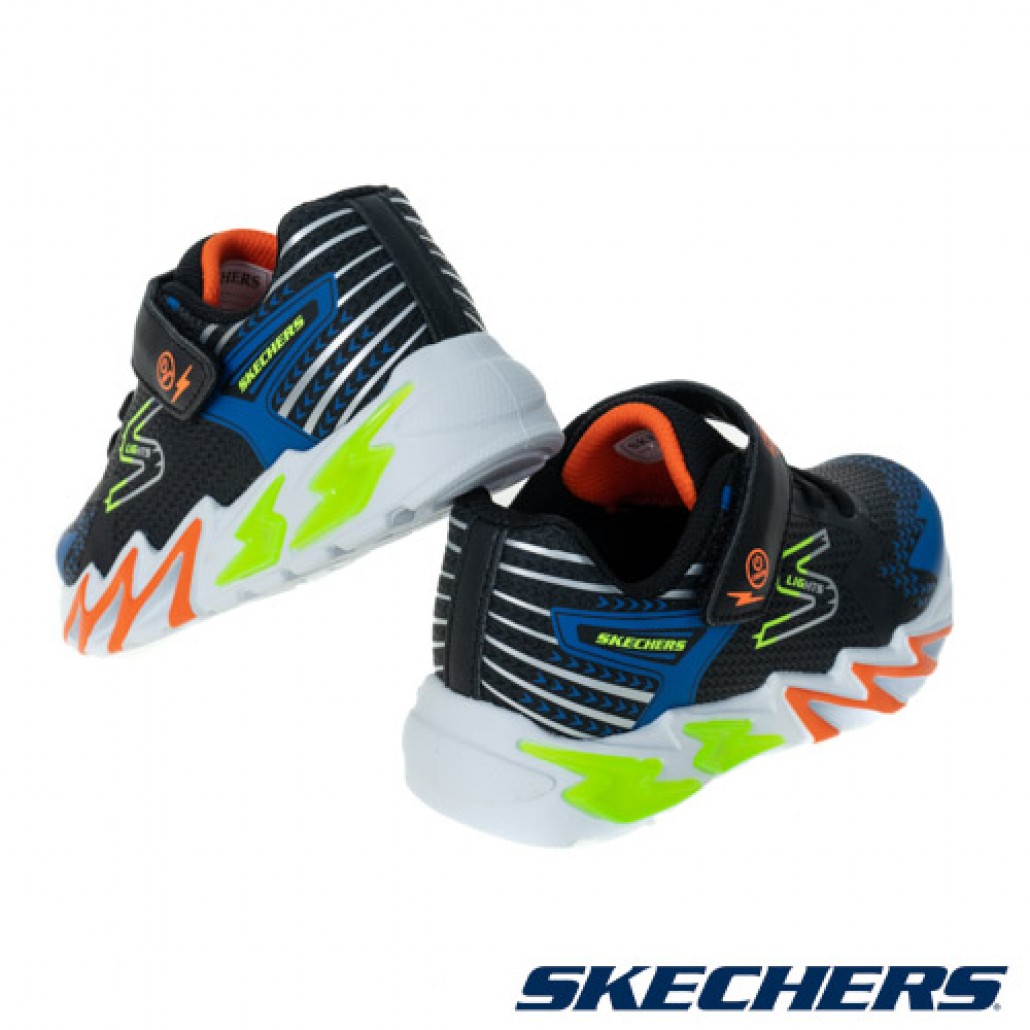 skechers_20231012105550_761860.jpg