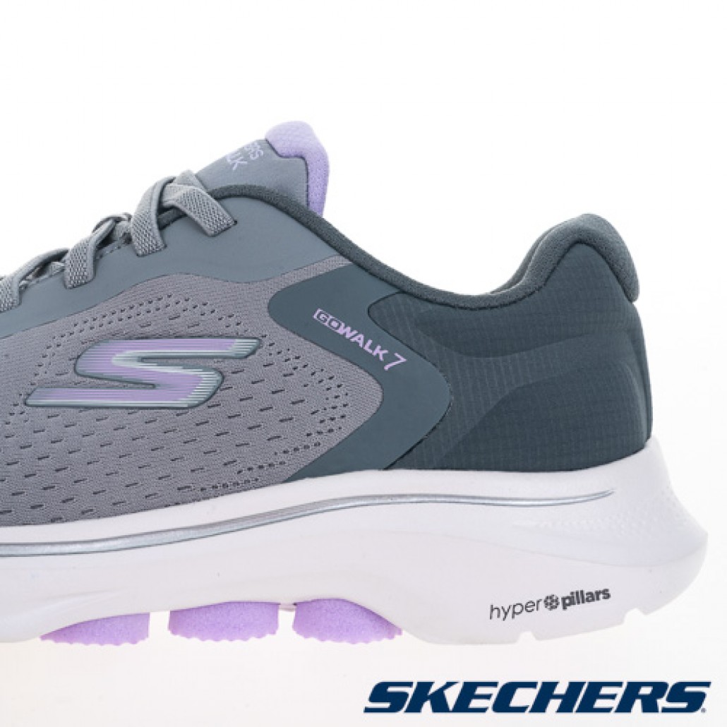 skechers_20231208010012_262411.jpg