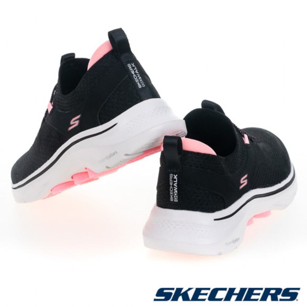 skechers_20231208010013_205423.jpg