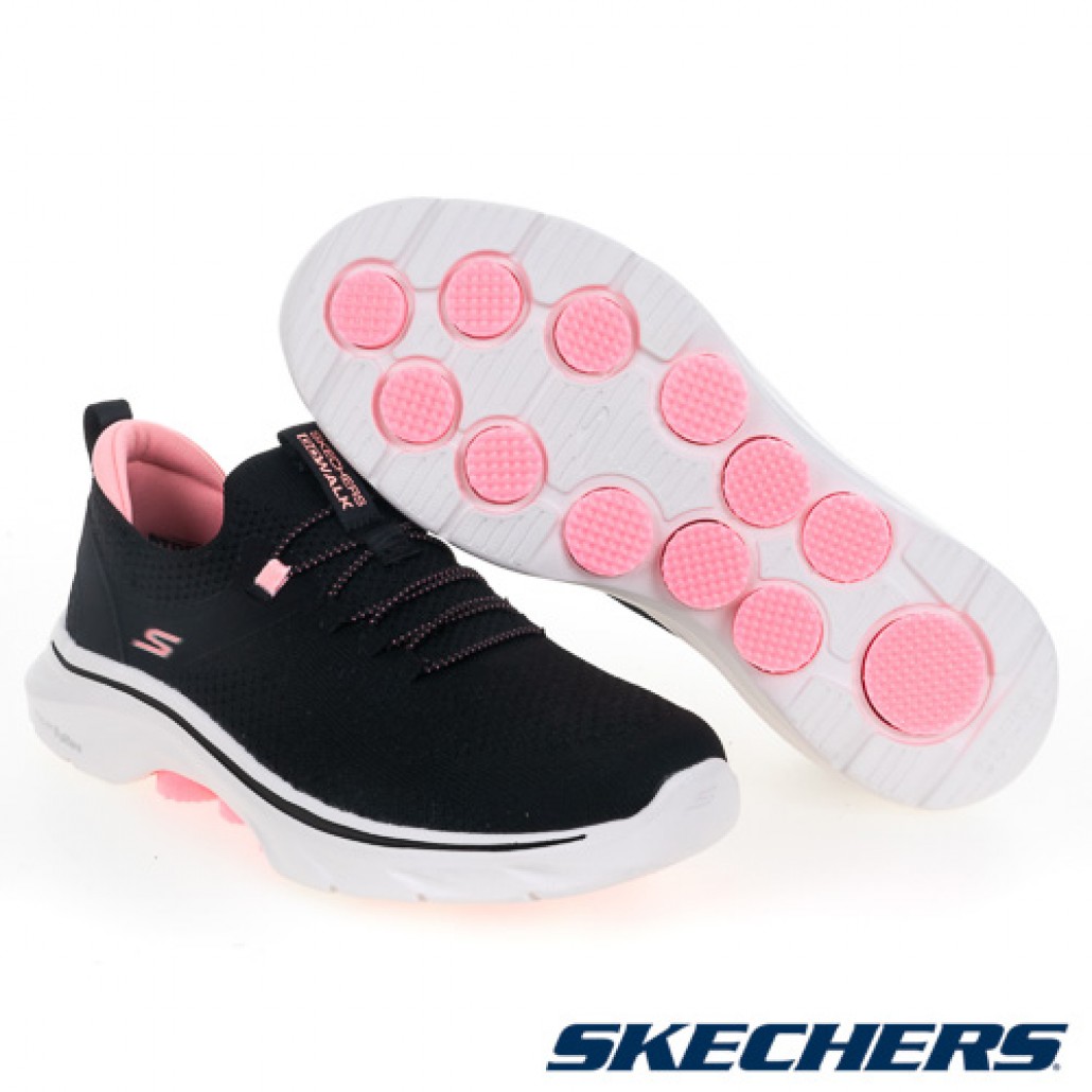 skechers_20231208010013_417638.jpg