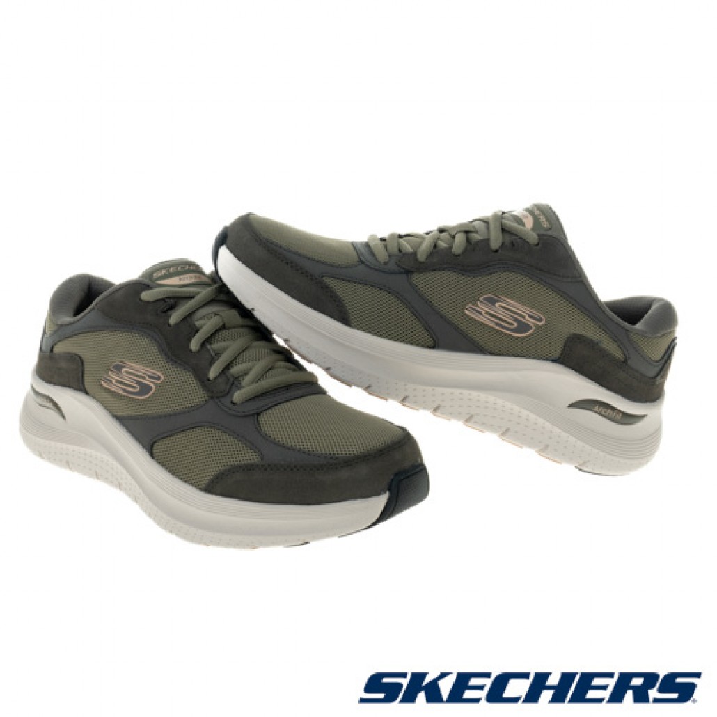 skechers_20231208010053_764662.jpg