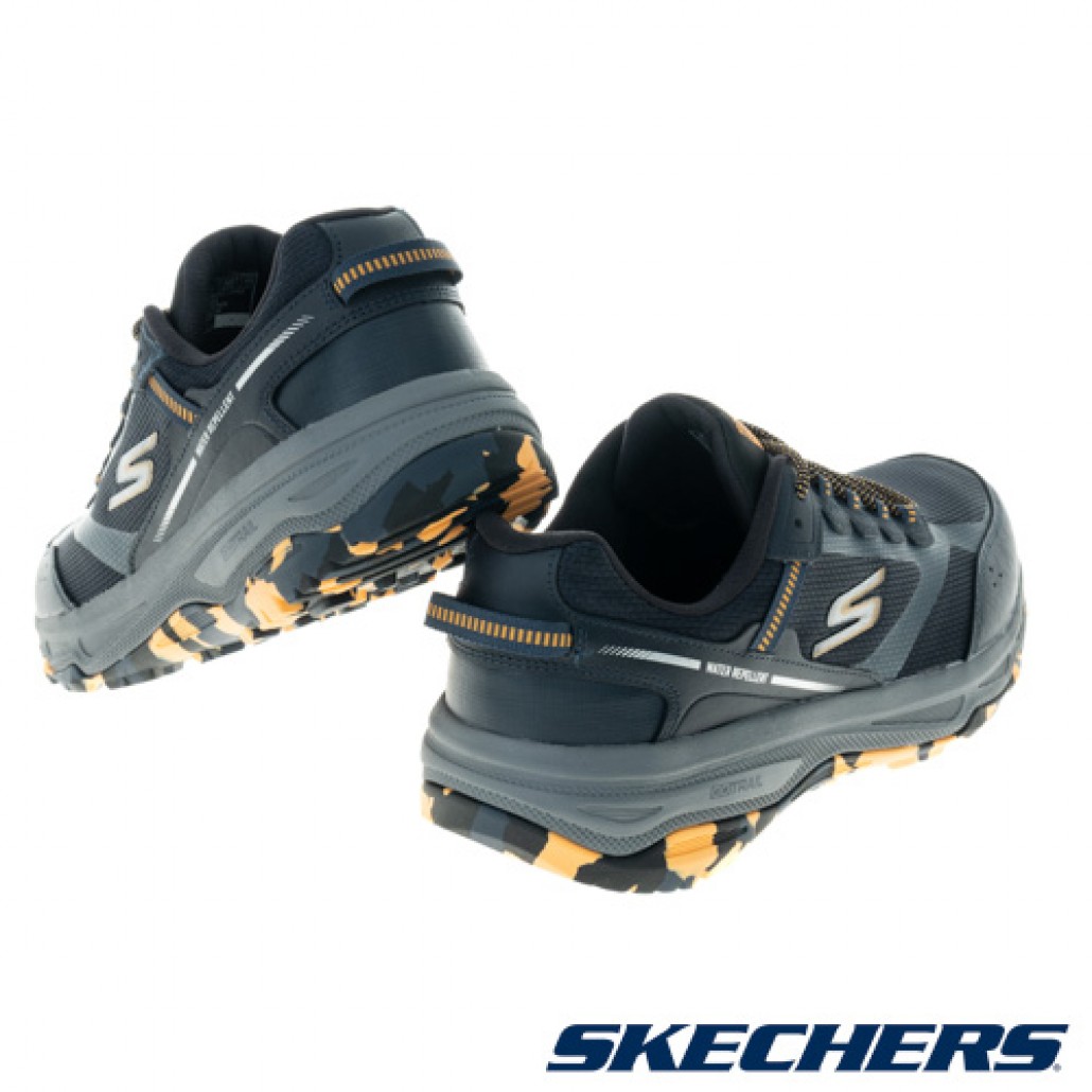 skechers_20231208010106_269001.jpg