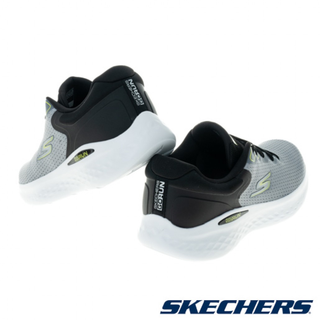 skechers_20231208010109_679667.jpg