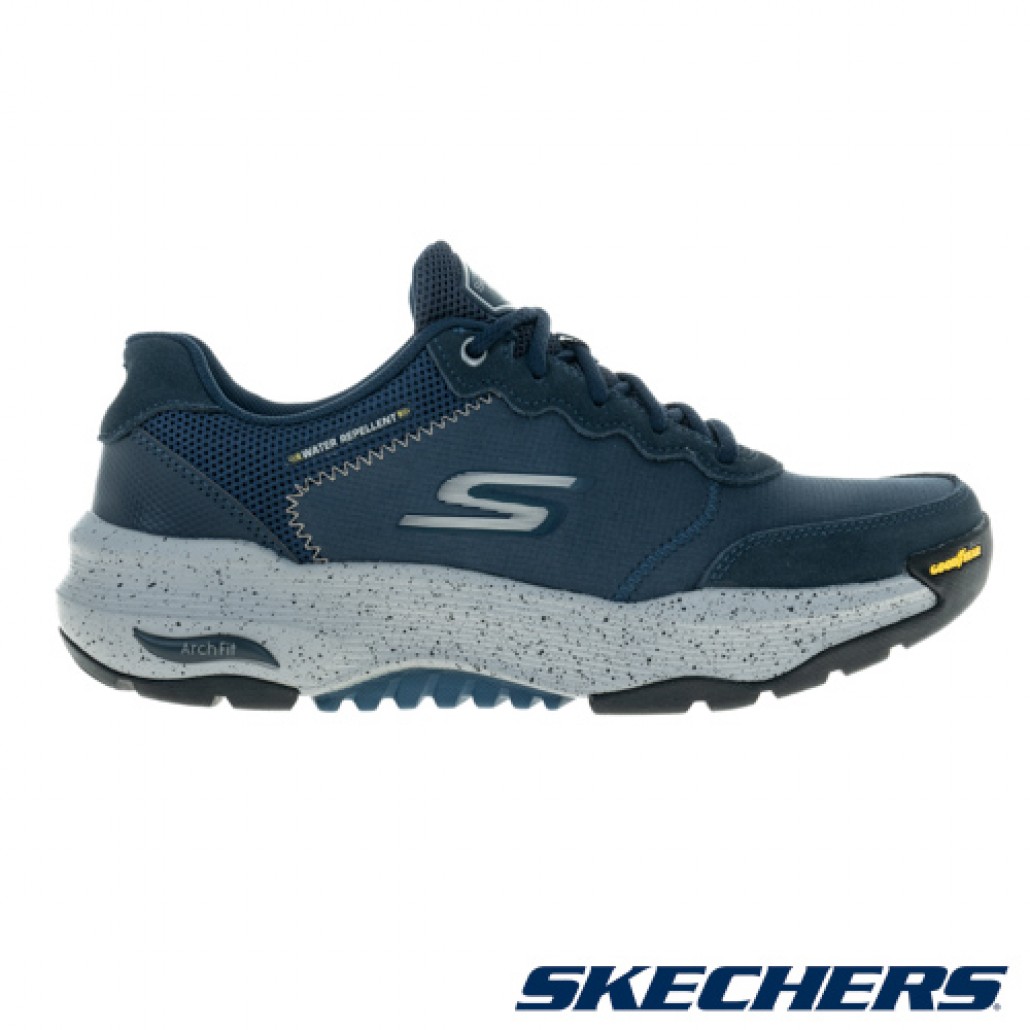 skechers_20231208010122_878007.jpg
