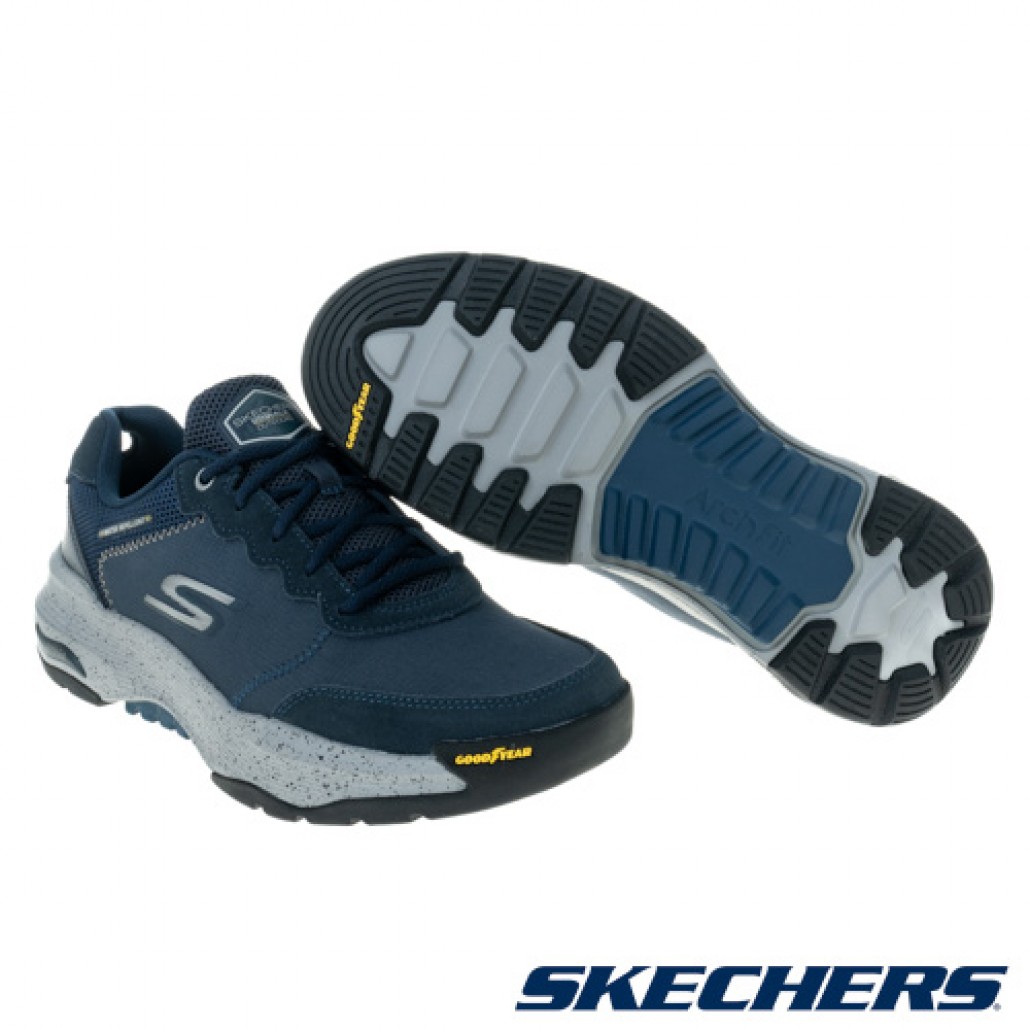 skechers_20231208010123_822573.jpg