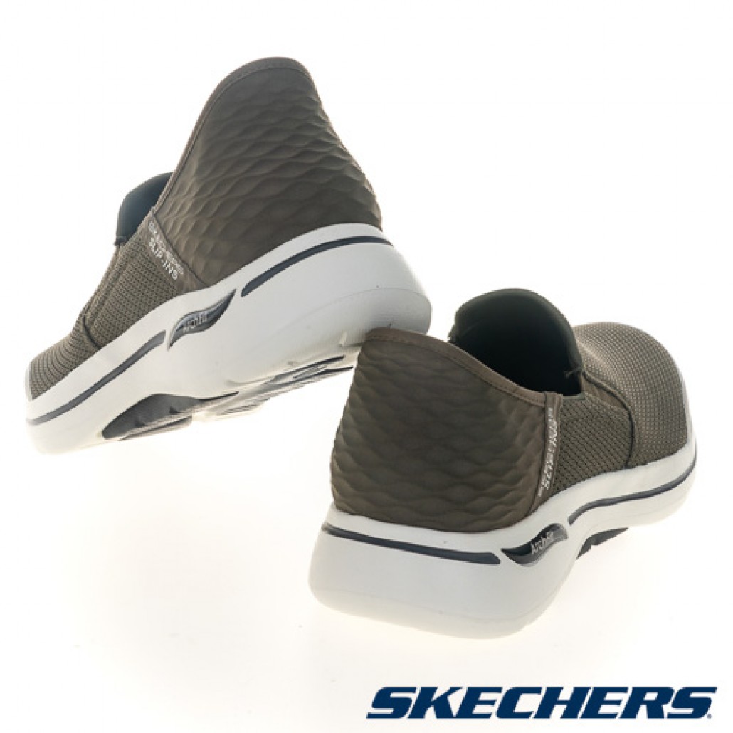 skechers_20231219180855_230651.jpg