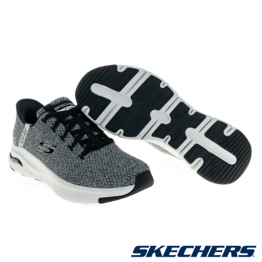 skechers_20240116213655_473596.jpg