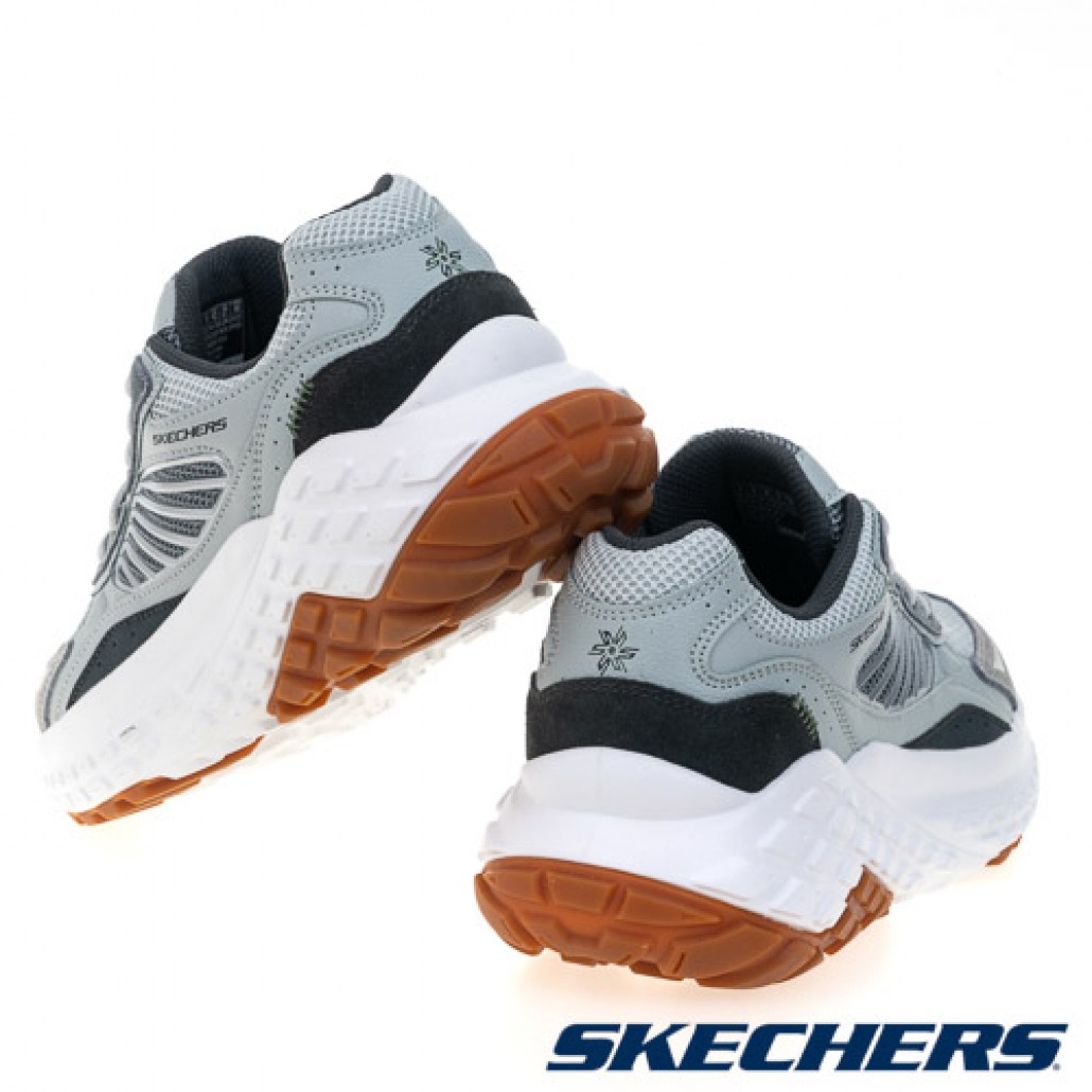 skechers_20240220180225_987221.jpg