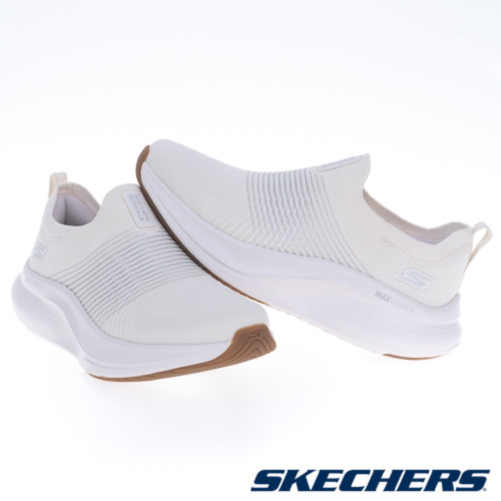 skechers_20240317210541_113379.jpg