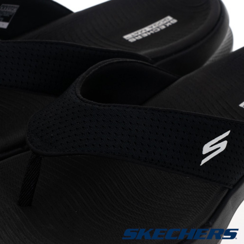 skechers_20240409115741_759757.jpg