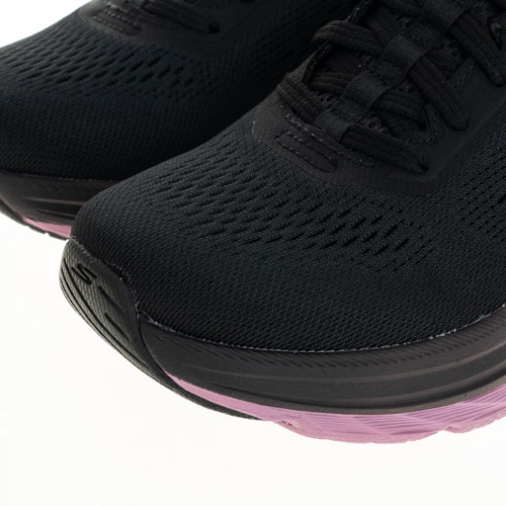 瞬穿舒適科技 GO RUN MAX CUSHIONING ELITE 2.0