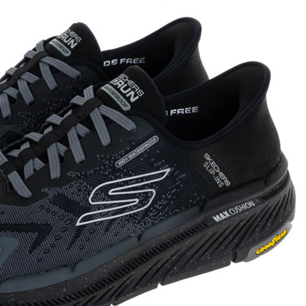 瞬穿舒適科技 GO RUN MAX CUSHIONING PREMIER 2.0