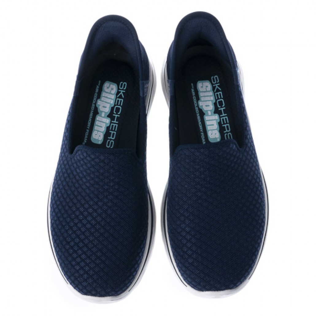 瞬穿舒適科技 GO WALK 7