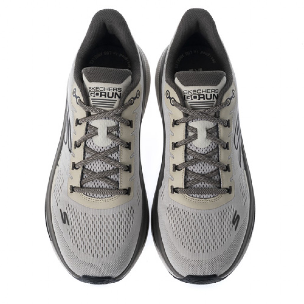 GO RUN MAX CUSHIONING PROPULSION