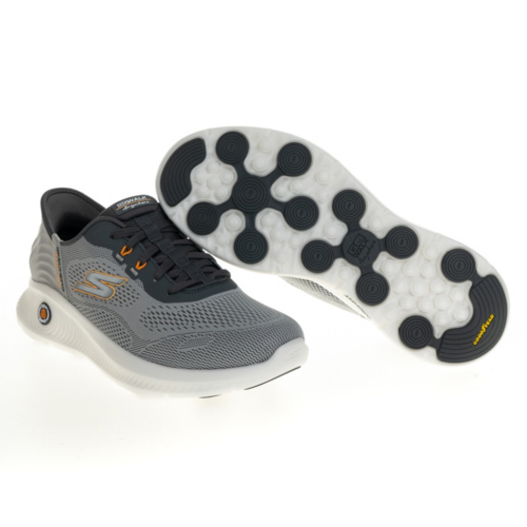 瞬穿舒適科技 GO WALK ANYWHERE