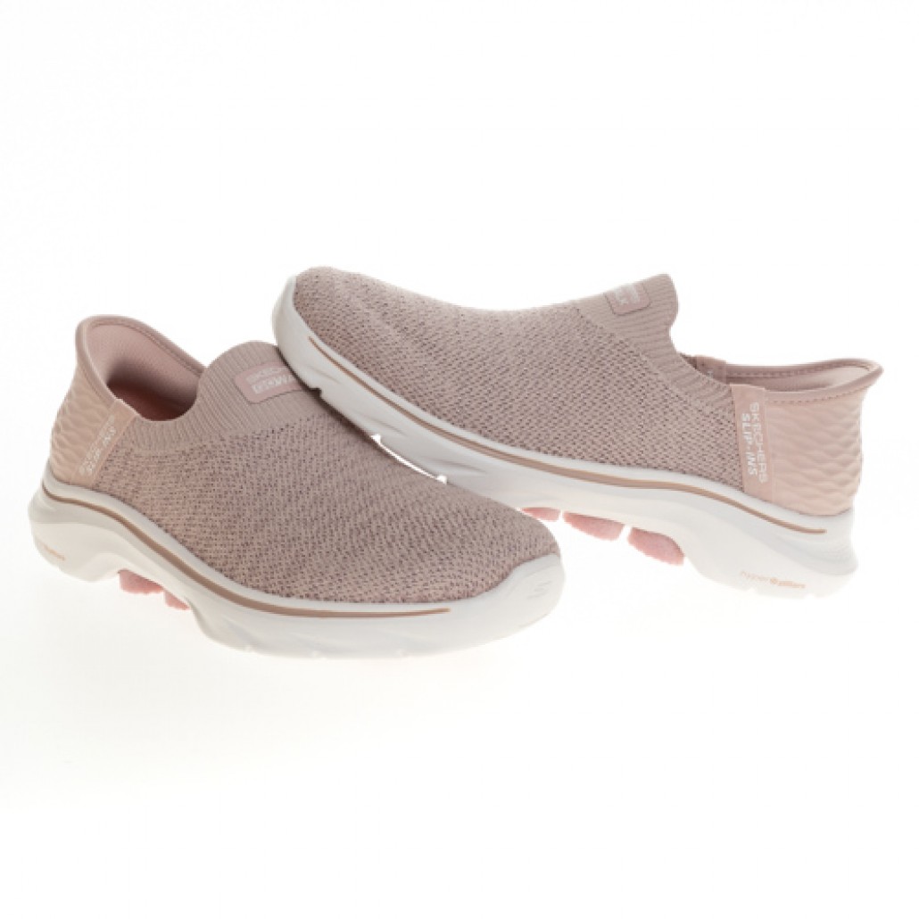 瞬穿舒適科技 GO WALK 7