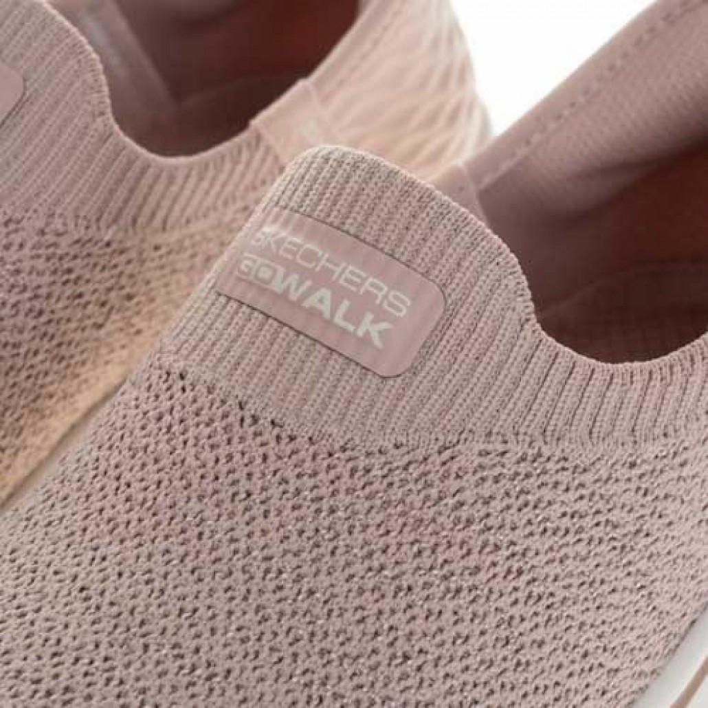 瞬穿舒適科技 GO WALK 7