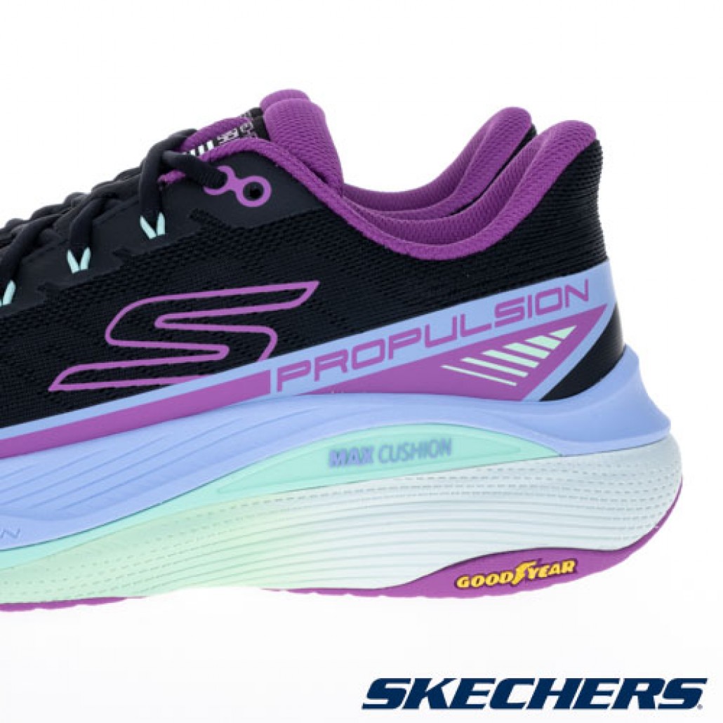 GO RUN MAX CUSHIONING PROPULSION