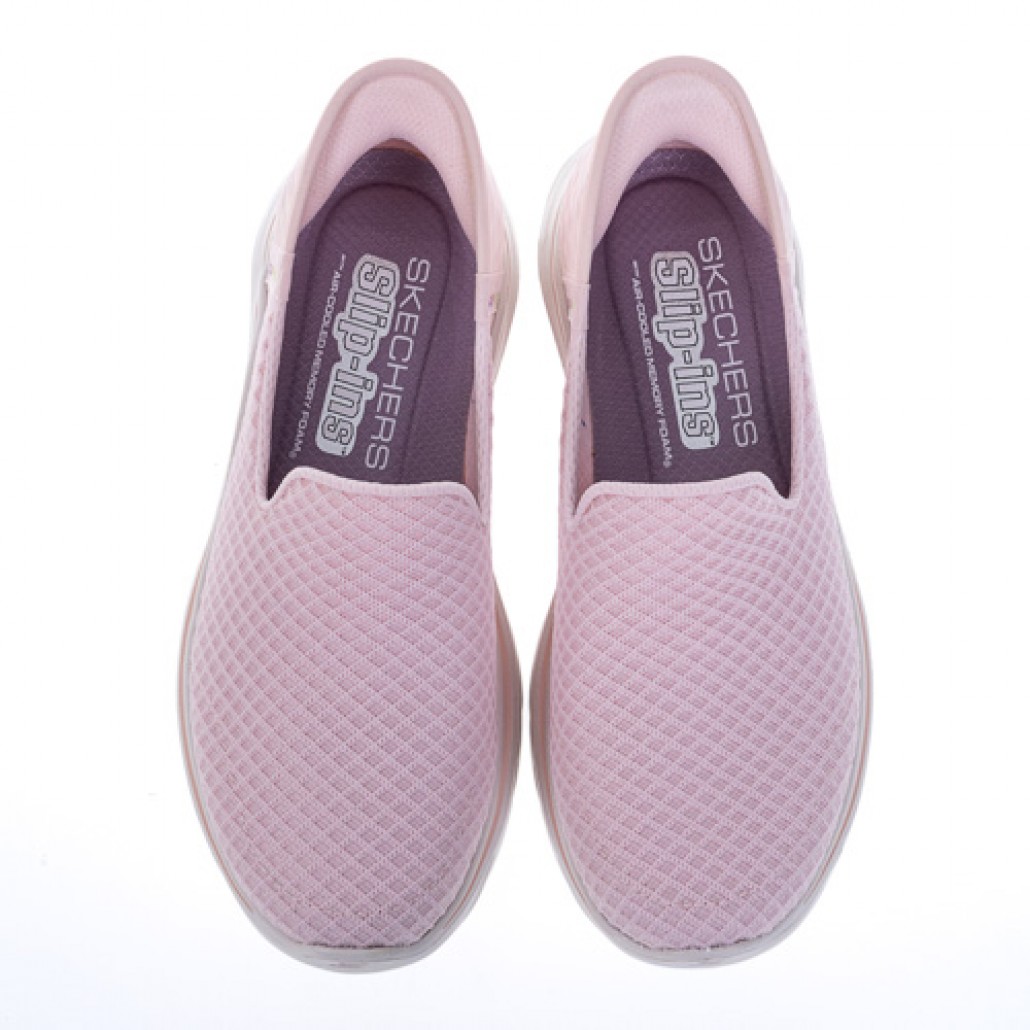 瞬穿舒適科技 GO WALK 7