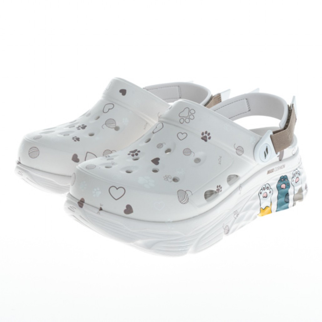 MAX CUSHIONING FOAMIES