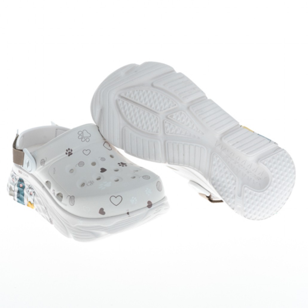 MAX CUSHIONING FOAMIES