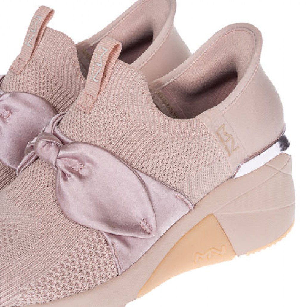 瞬穿舒適科技 A WEDGE