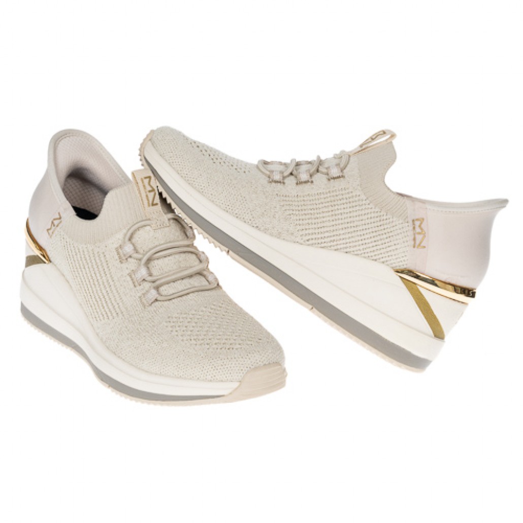 瞬穿舒適科技 THE TRIPLE WEDGE