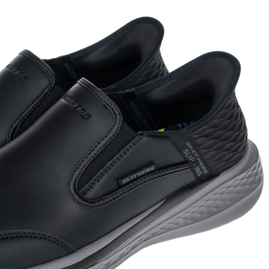 瞬穿舒適科技 SLADE