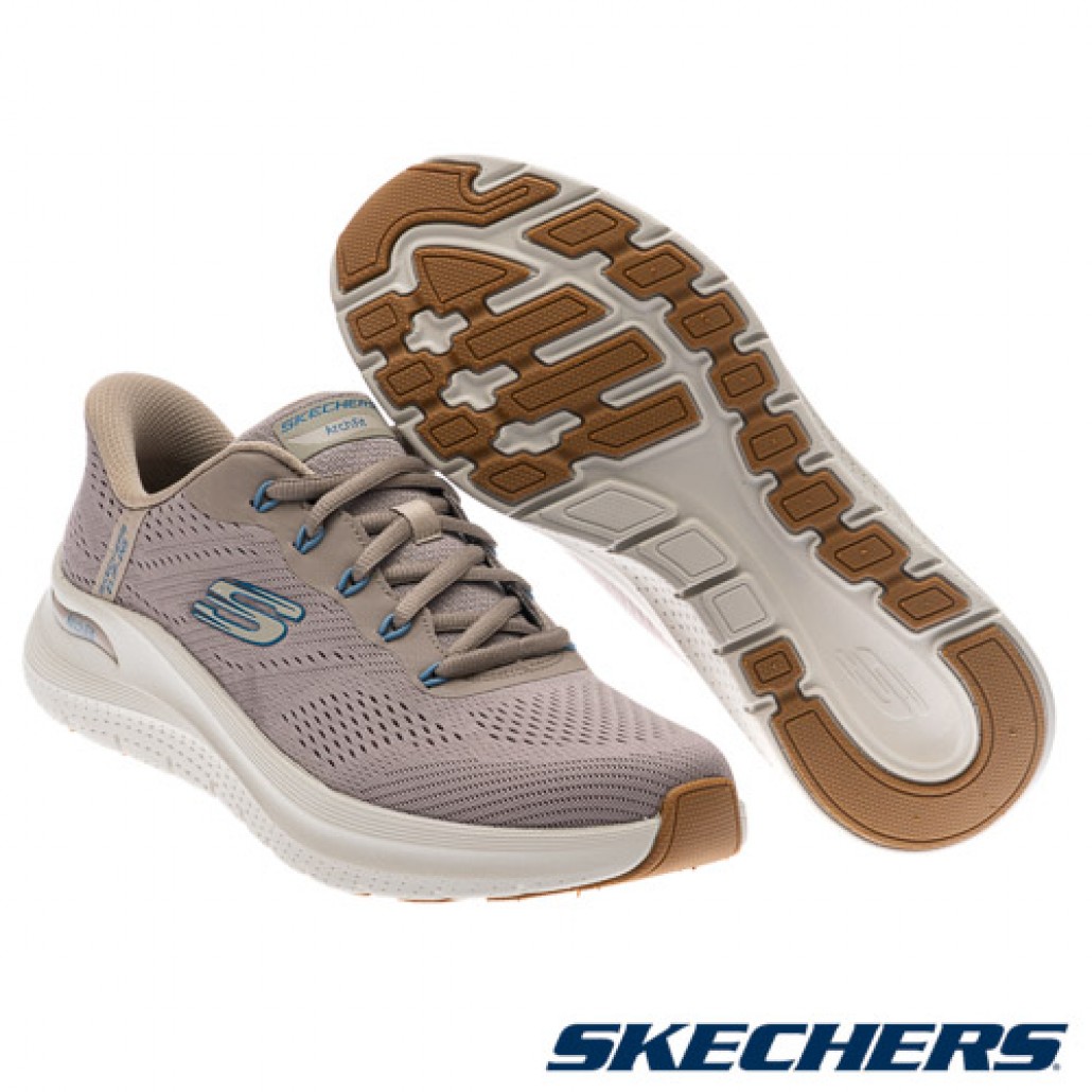 skechers_20250711182225_914046.jpg