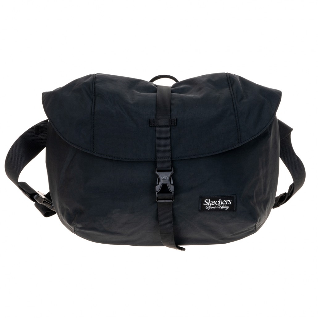 SKECHERS 斜背包_碳黑(L424U015-0018)