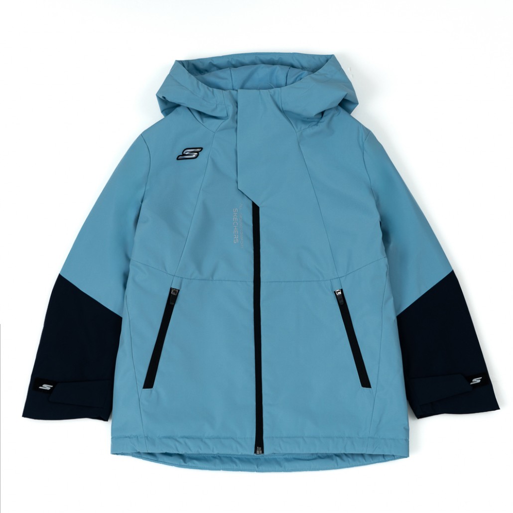 SKECHERS 男童拉鍊連帽外套 (P425B005-04K4)｜淺藍色調清新俐落，－翔翼運