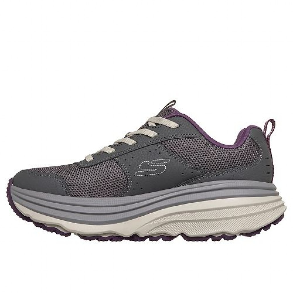 skechers_20260106143329_661867.jpg