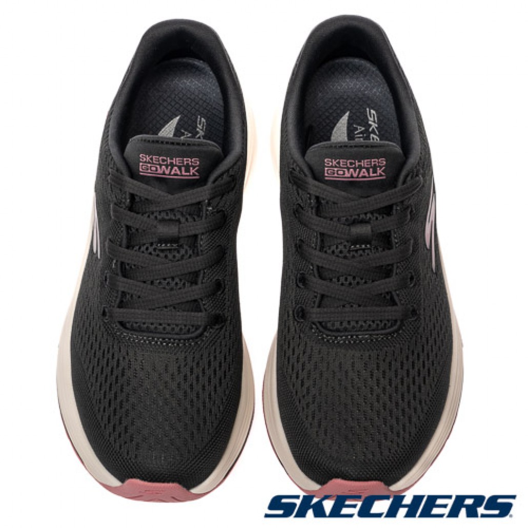 skechers_20260126175321_147122.jpg